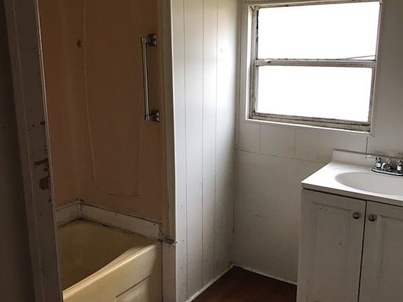5th image of 335 Washington St Lot 1