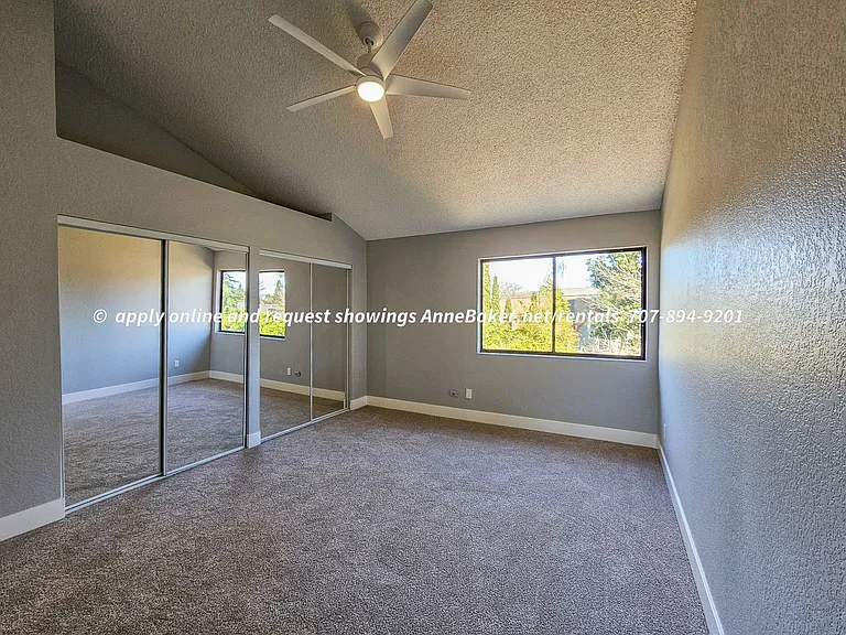 127 Melva Ct — Photo 35