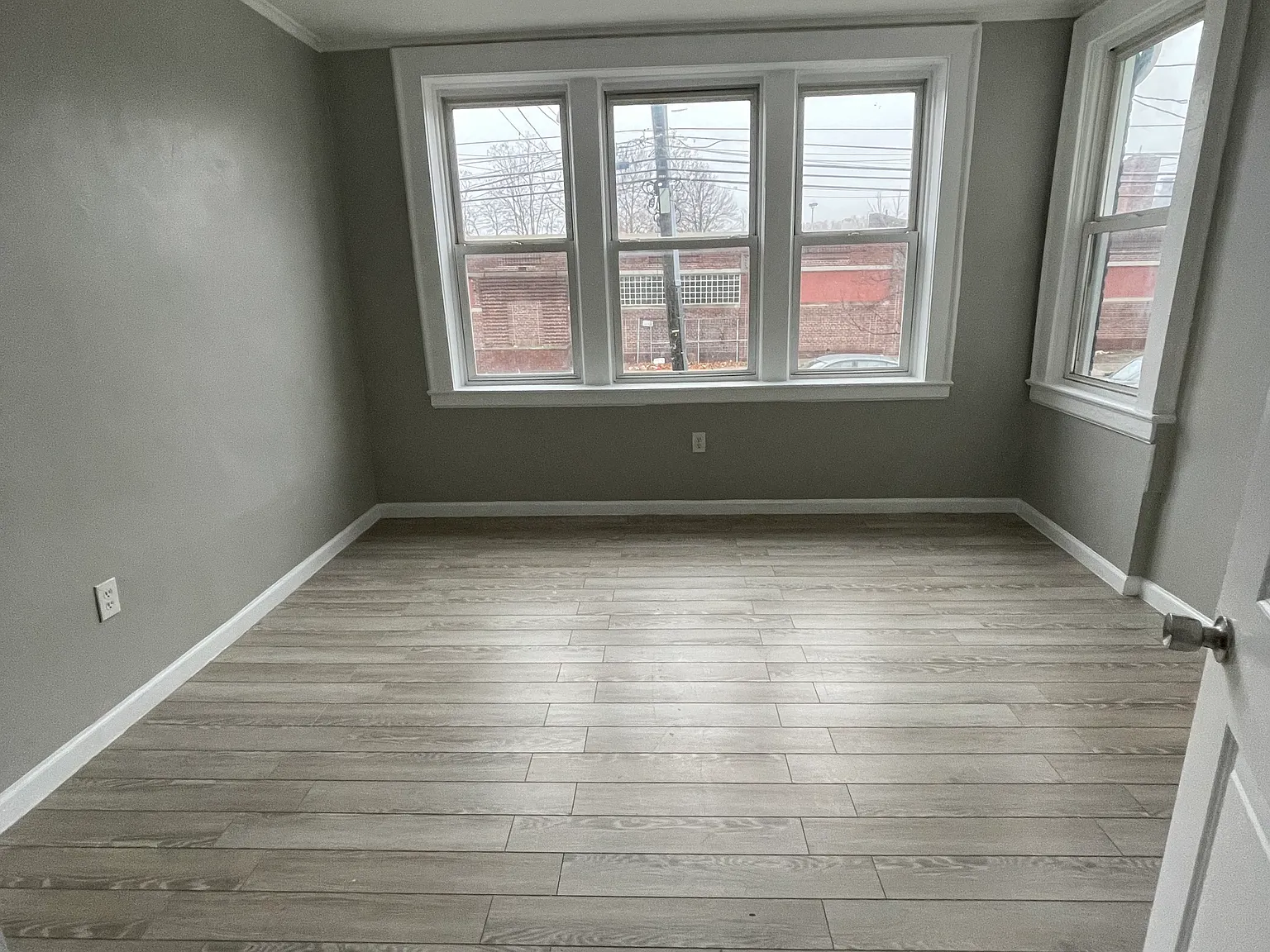 1 bed, 1000 sqft, $1,750 — Photo 3
