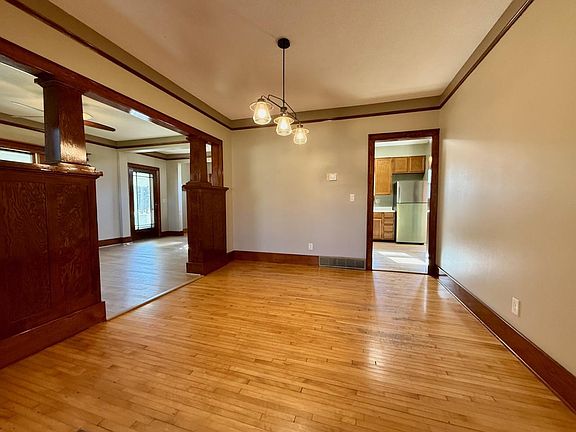 11th image of 606 Minnesota Ave