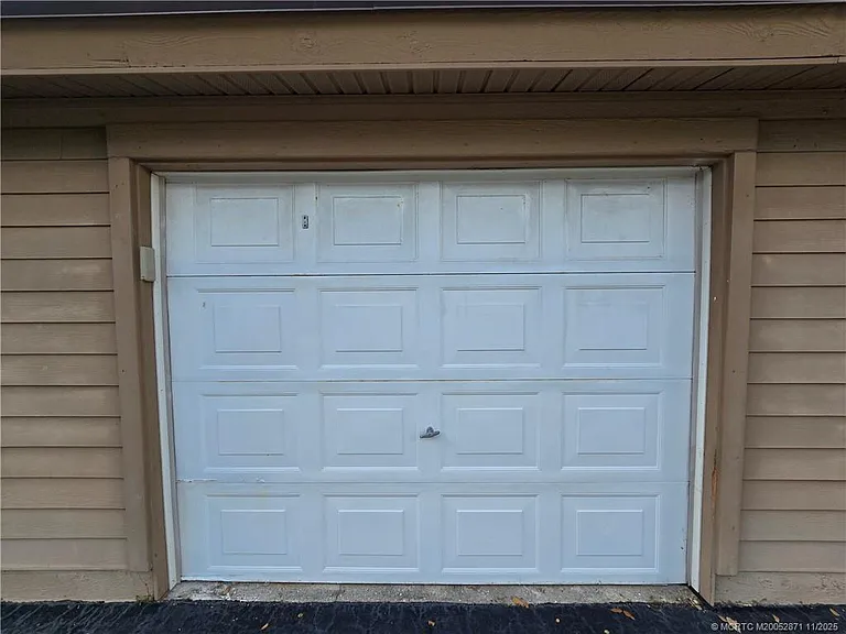 316 NE Edgewater Dr — Photo 26