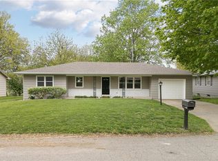 508 S 11th St, Savannah, MO 64485