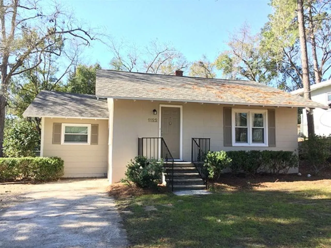 3 bed, 728 sqft, $1,375 — Photo 1