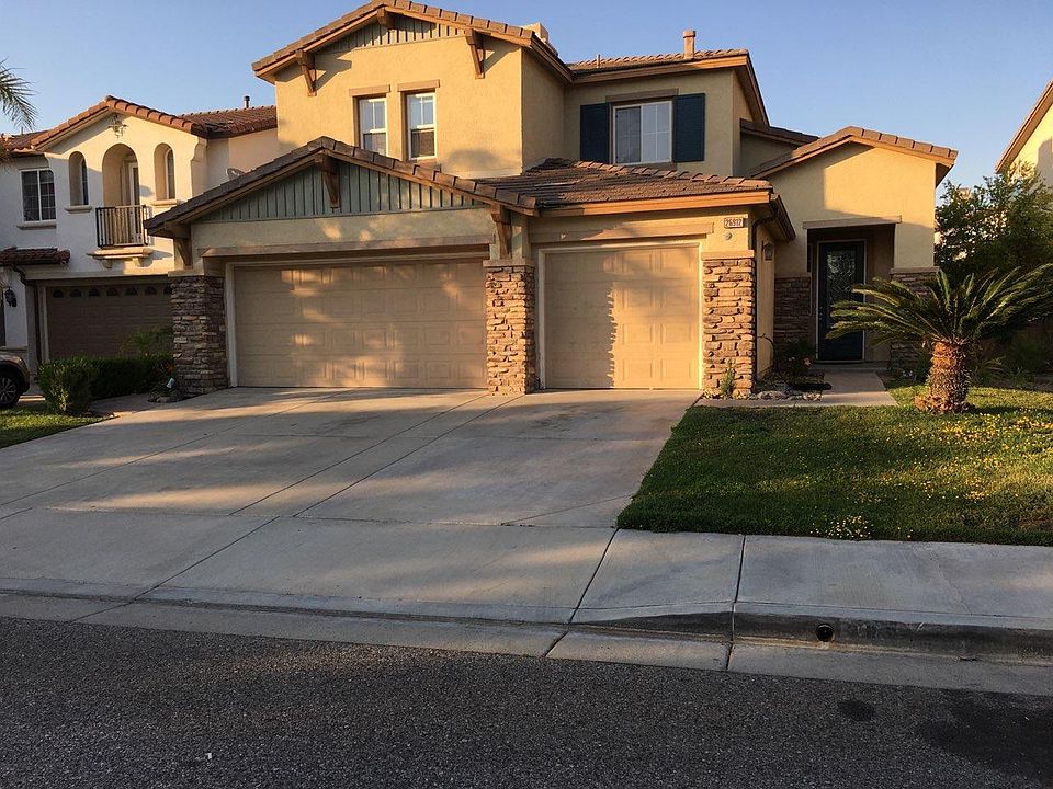 1st image of 26912 Silverbell Ln