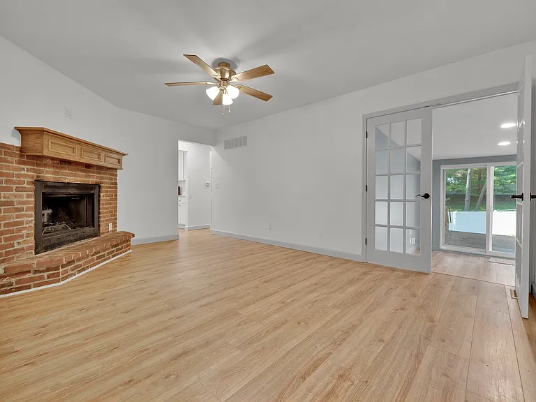 449 Madrina Ct — Photo 23