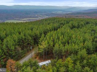 Reymann Dr, Yellow Spring, WV 26865