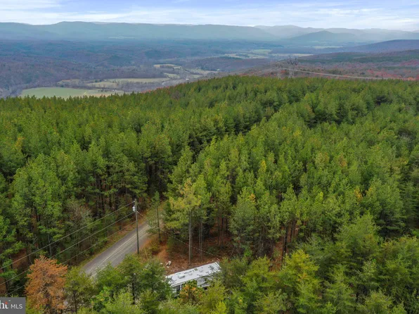 Reymann Dr, Yellow Spring, WV 26865