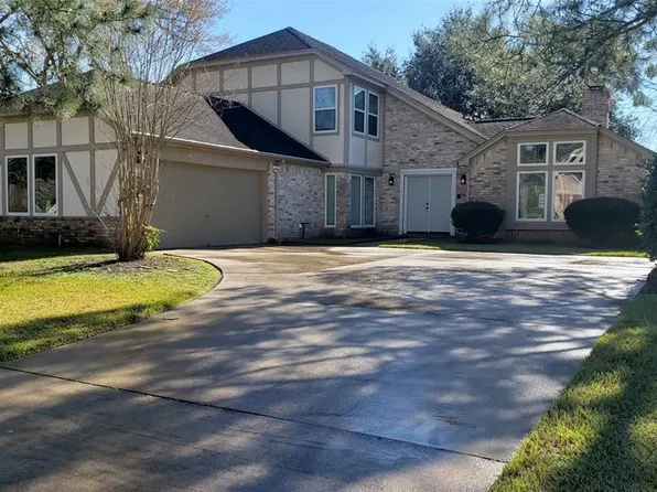 1934 Round Lake Dr, Houston, TX 77077