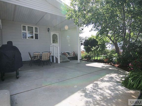 4th image of 10837 N 25 E