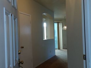 612 Pemberton Ln, Folsom, CA 95630