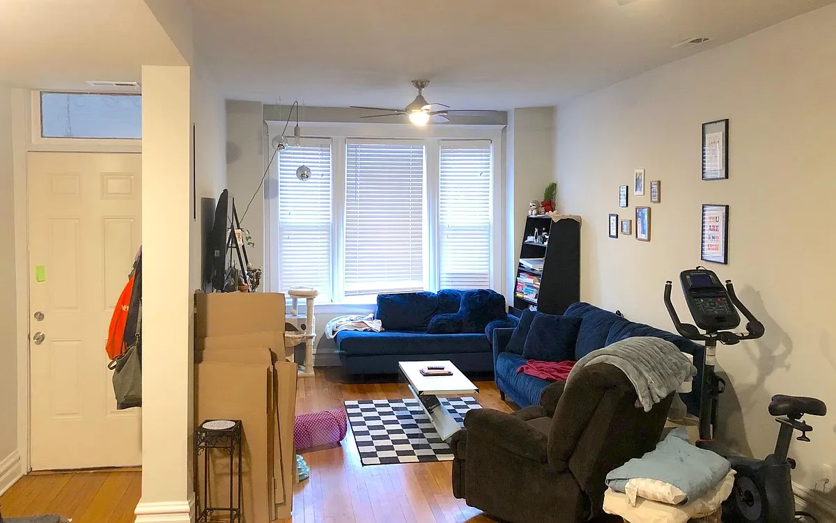 Building Photo - 1402 N Maplewood Ave #1F