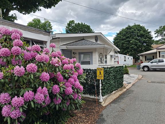 5th image of 41 Pine St #16