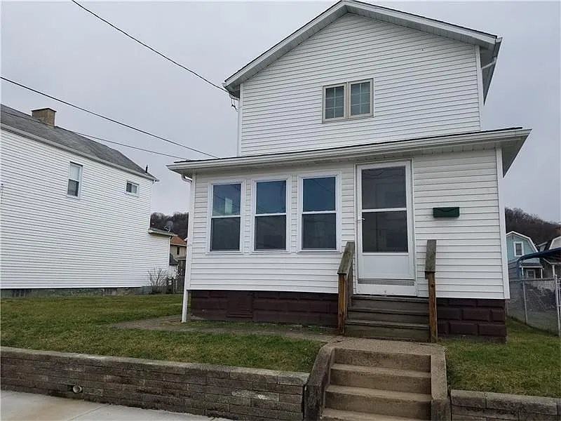 1540 Washington Ave photo 1