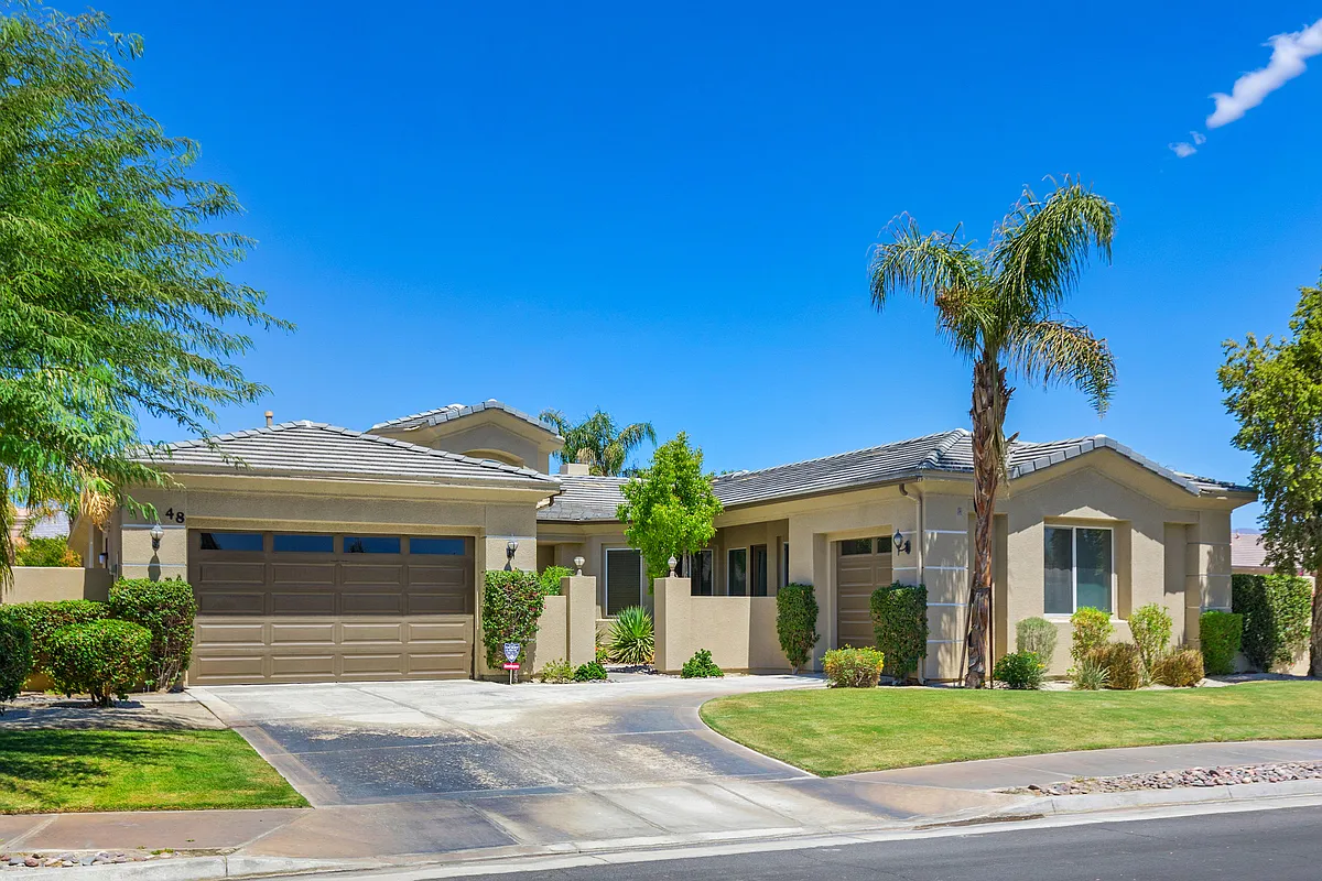 48 Provence Way — Photo 2
