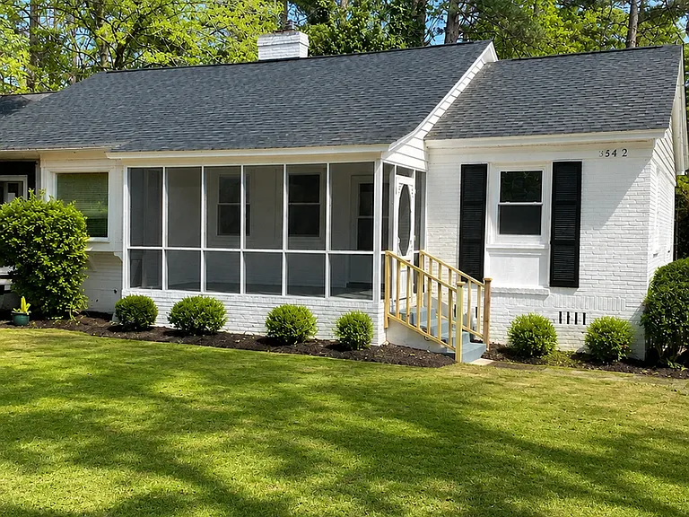 5123 Kilbourne Rd — Photo 1
