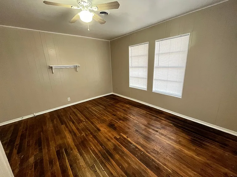800 Audra Ln — Photo 40