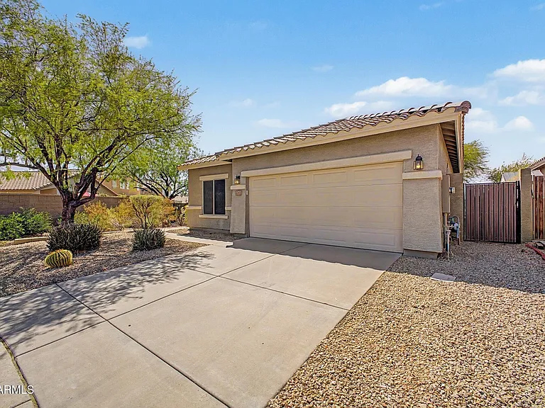 40602 N Apollo Way — Photo 3