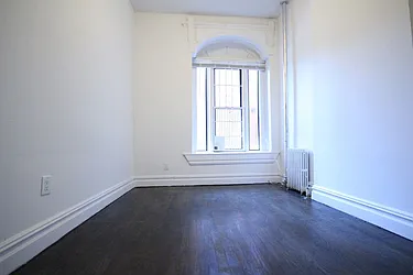 Rented by Dynamik Realty