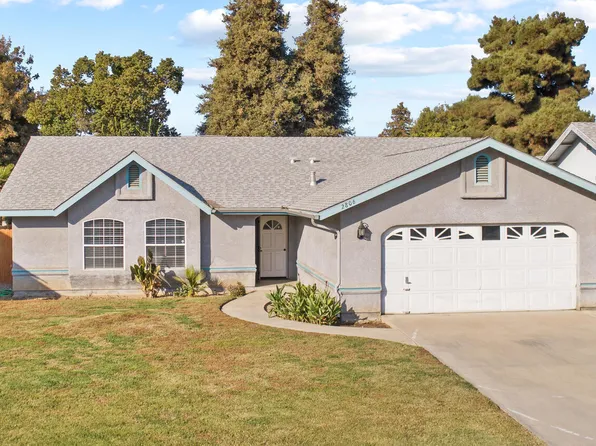 2806 W Hemlock Court, Visalia, CA 93277