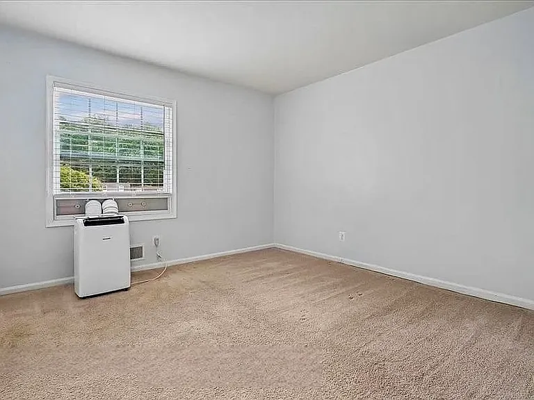 8145 Kingsway Ct #MAIN — Photo 16