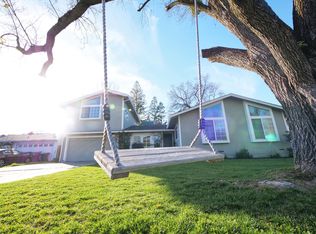 2911 Sandhurst Ct, Sacramento, CA 95821