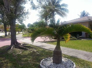 12904 SW 207th Ter, Miami, FL 33177