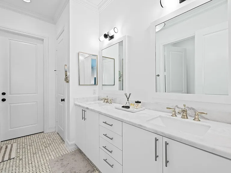 373 E Cannery Row Cir — Photo 24