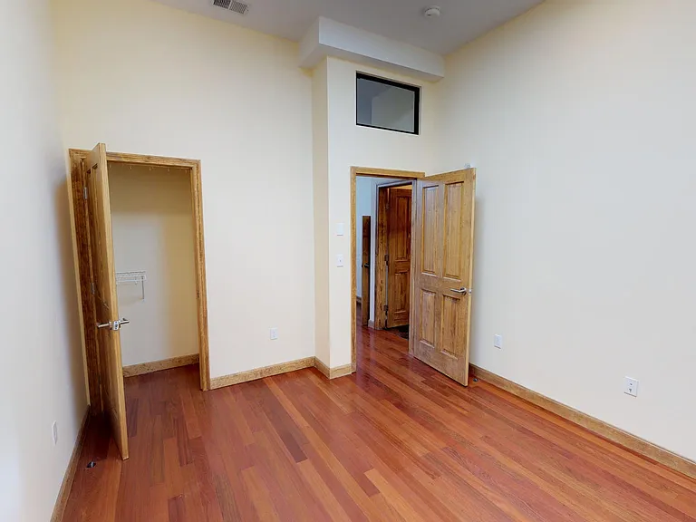 47 Pleasant St #203 — Photo 8