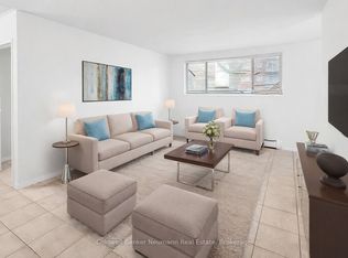 8 Delaware Ave #1, Guelph, ON N1E3V4