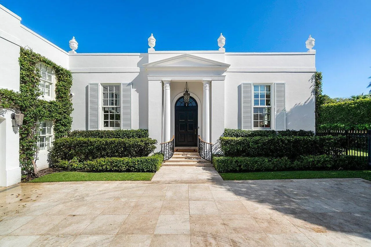 6 bed, 4.5 bath, 5508 sqft, $90,000 — Photo 2