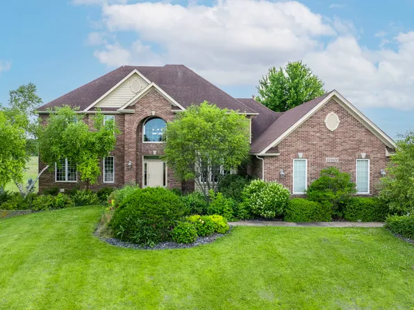 15N870 Meadow Ct, Hampshire, IL 60140