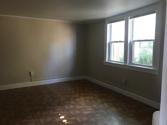2nd image of 254 W Main St APT 2
