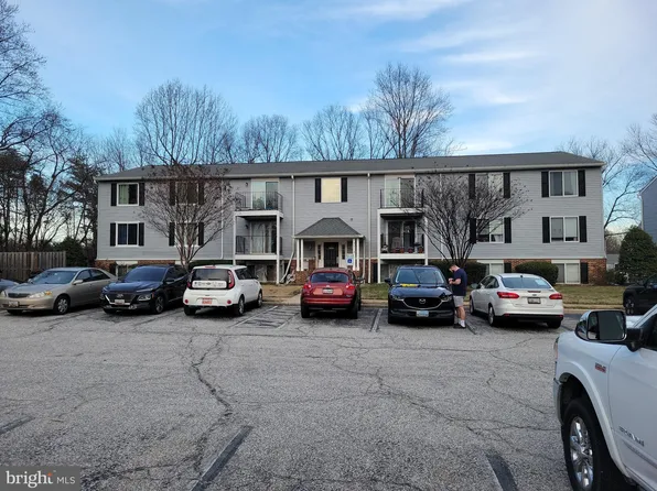 3503 Kingsley Ct APT E, Pasadena, MD 21122