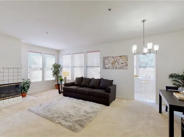 68 Cartier Aisle, Irvine, CA 92620