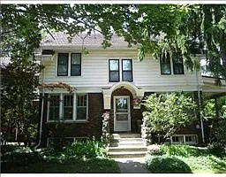 1101 W Liberty St photo 1