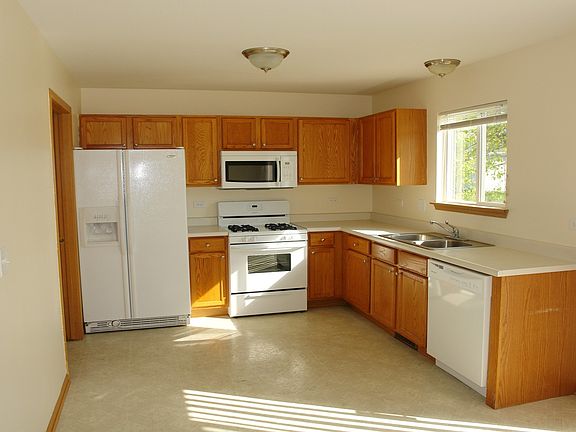 2nd image of 2164 N Cheswick Ct