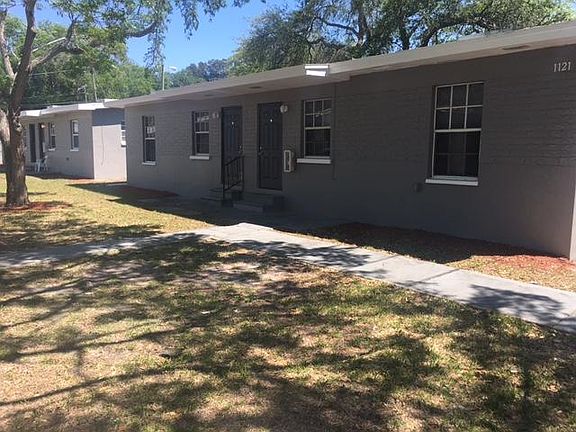 3rd image of 1126 Pinellas St #1126-B
