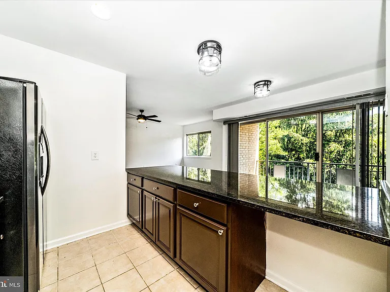 12202 Braxfield Ct #16/228 — Photo 21