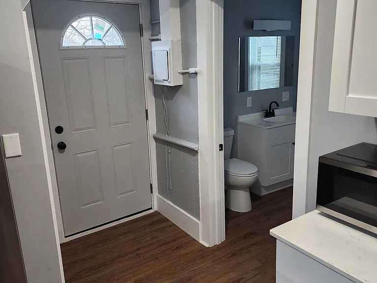 221 Reese St #B — Photo 6