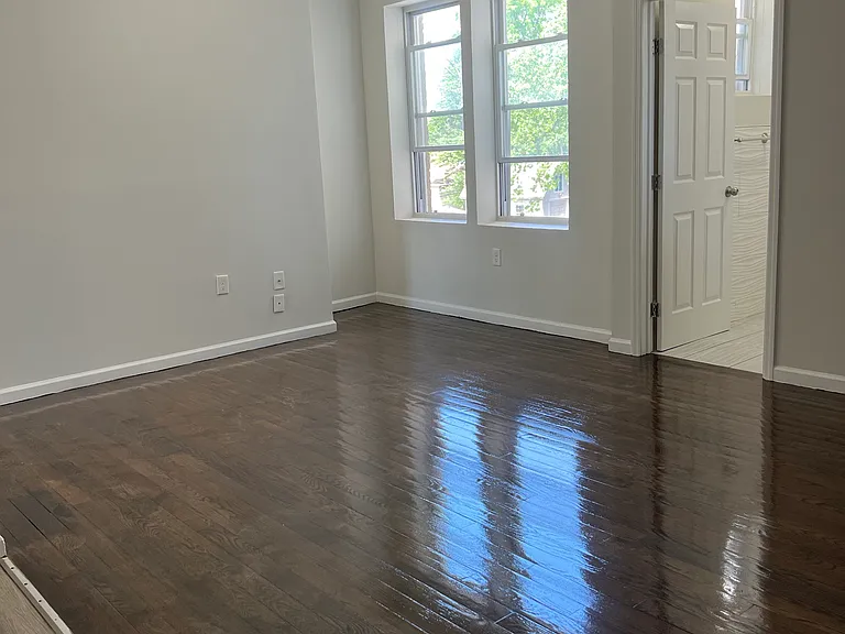 168 N Grove St #203 — Photo 10