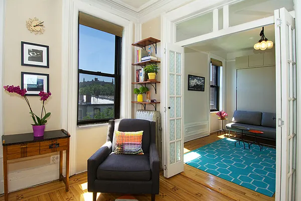 Sold by Brooklyn Bridge | media 2