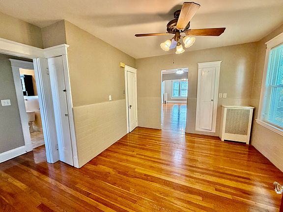 Kitchen/Dining Combo