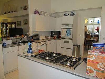 4th image of 9520 Cape Sable Ln