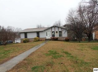 528 Tenn Cir, Seymour, TN 37865