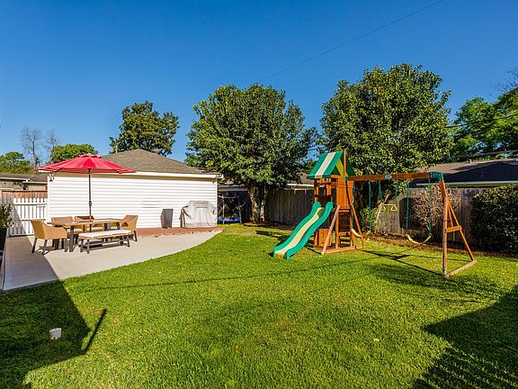 3rd image of 6134 Wigton Dr