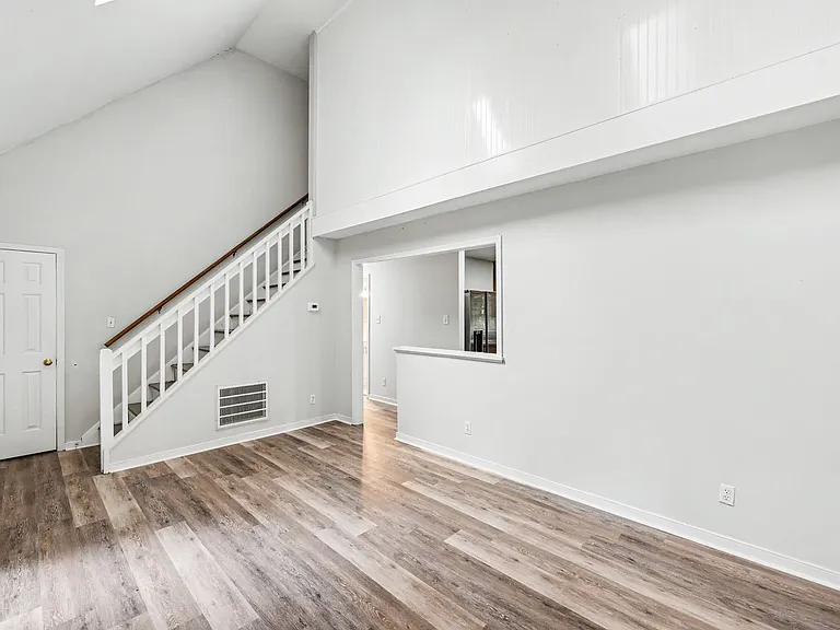 13304 Master Stag Dr — Photo 5