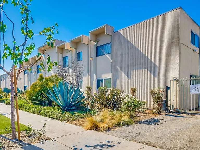 6407 10th Ave — Photo 5