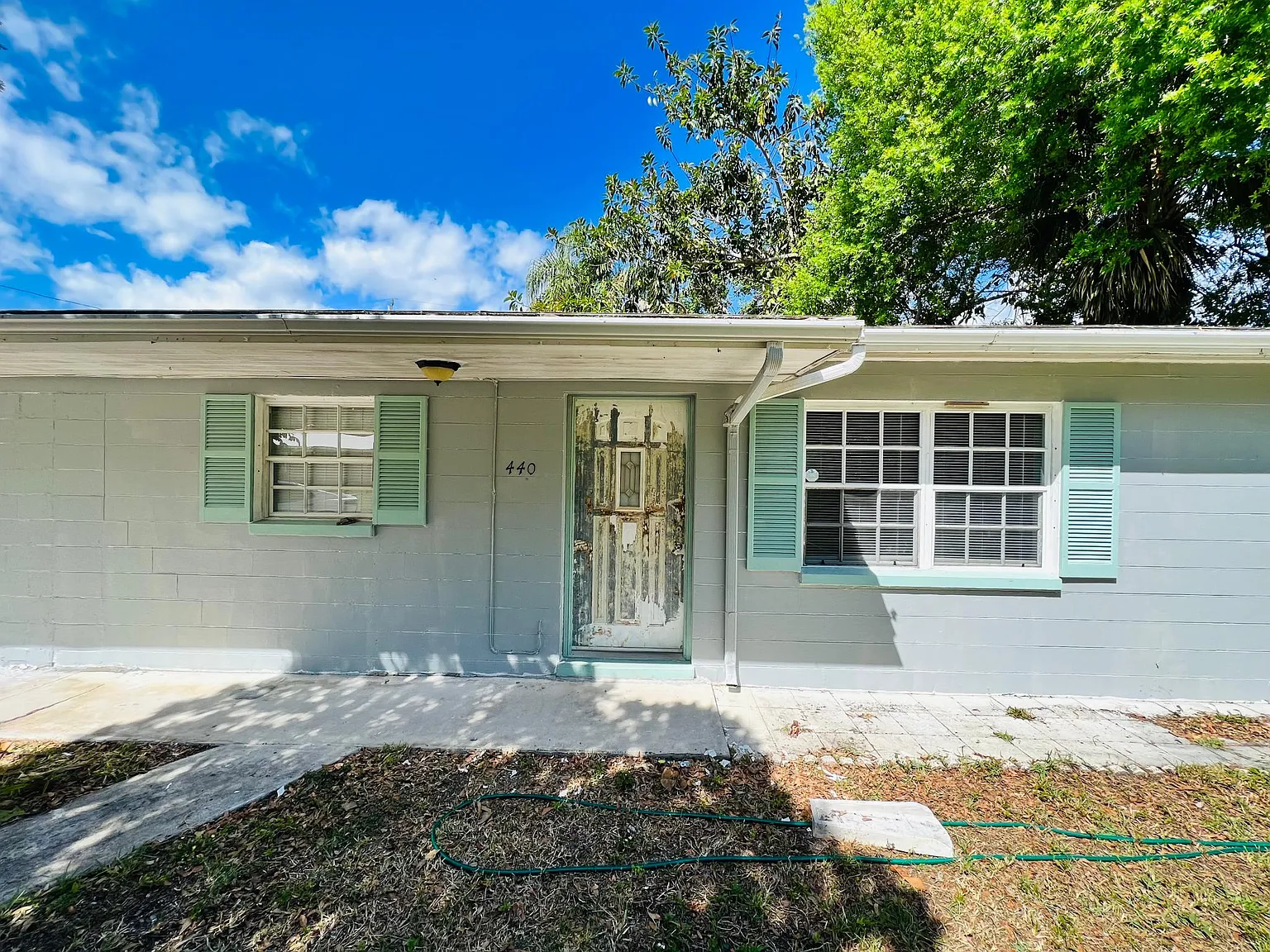440 Nora Ave — Photo 1