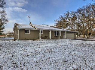 24430 Riverbank Ln NW, Isanti, MN 55040