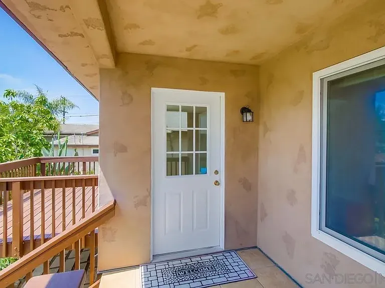 1712 Bervy St — Photo 9